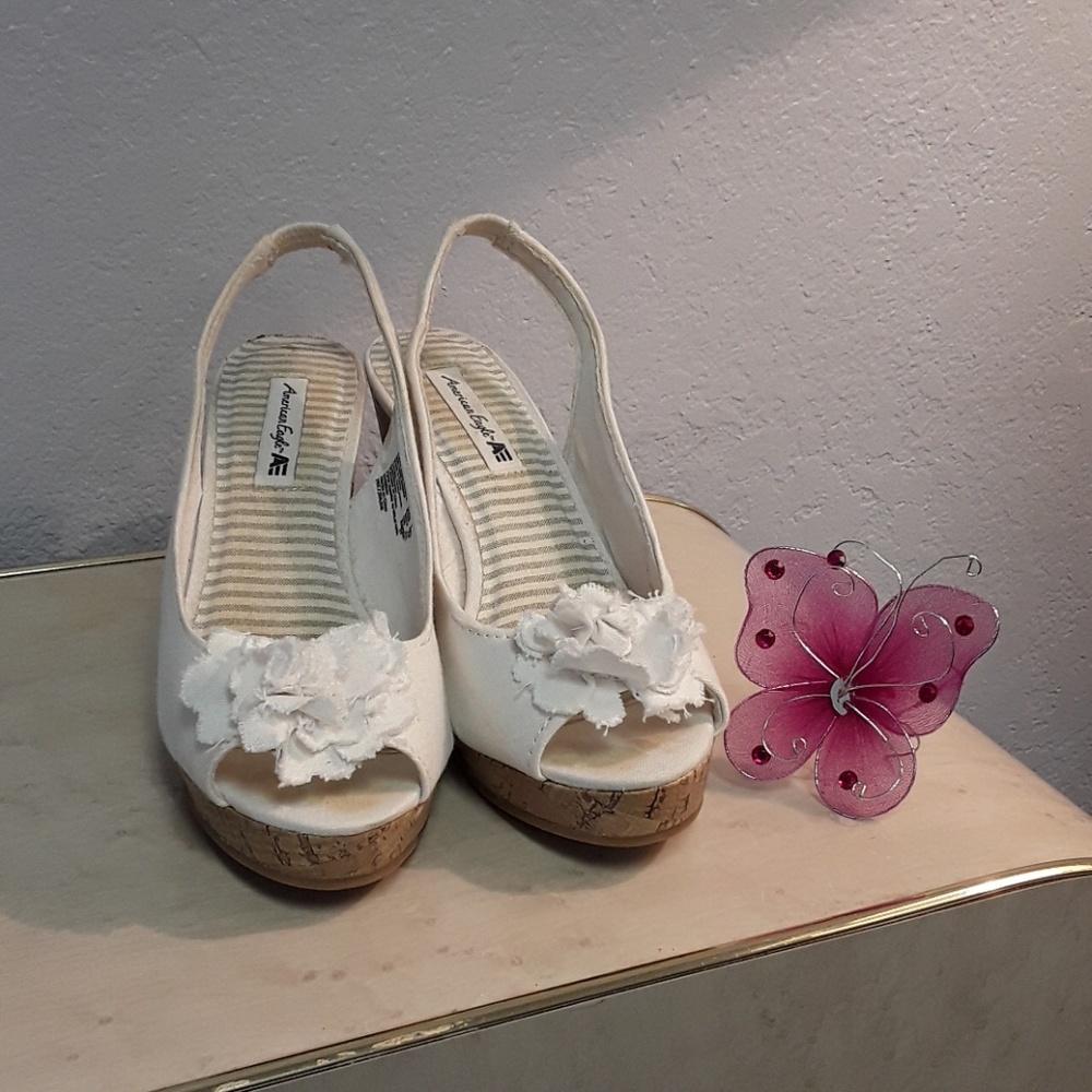American Eagle platform wedge sandals Sz 7 1102P5